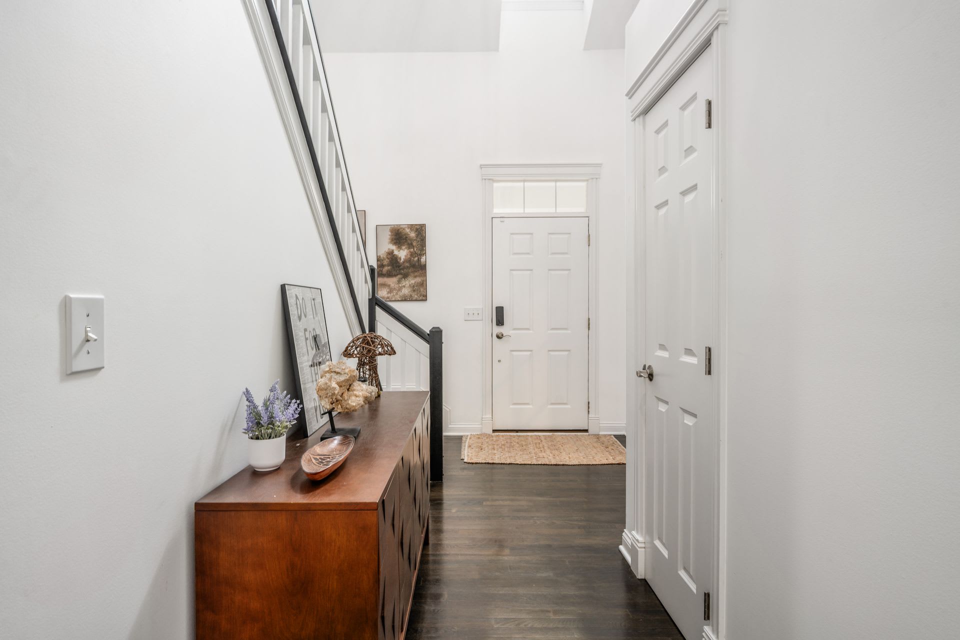 7179 Fernridge Drive – photo 4