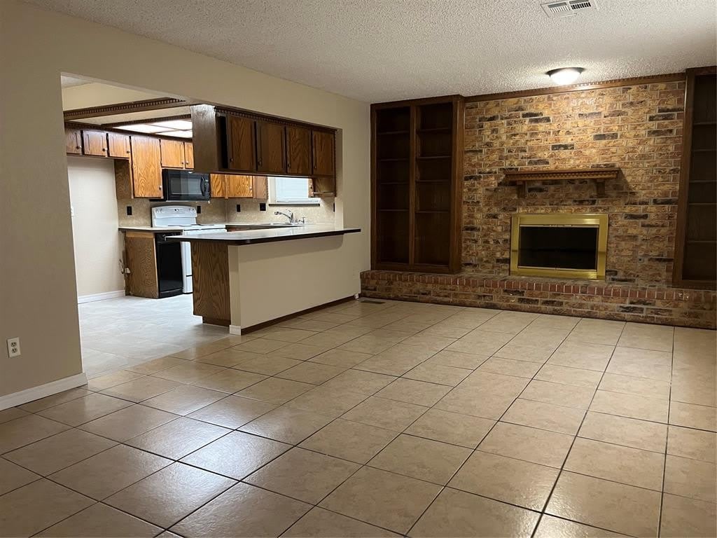 10329 Exter Avenue – photo 2