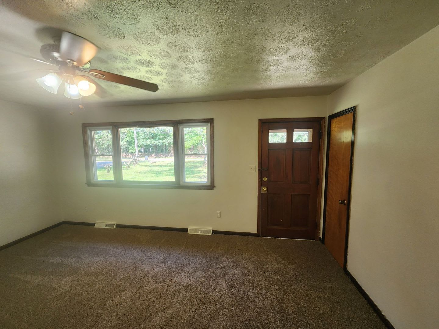 DUPLEX IN PRINCE GEORGE COUNTY – photo 4
