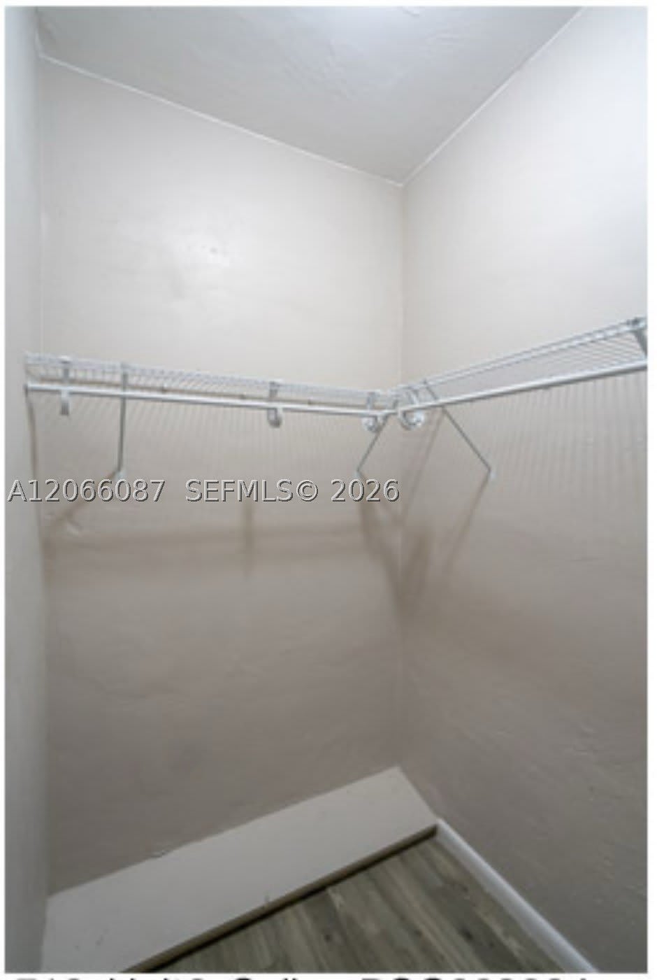 710 Meridian Ave – photo 2