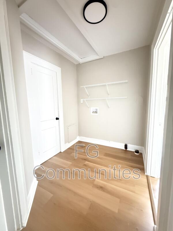 212 Main Ave E – photo 5