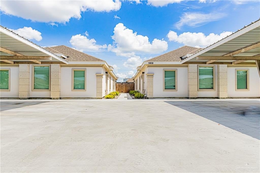 5808 Sandpiper Avenue – photo 1