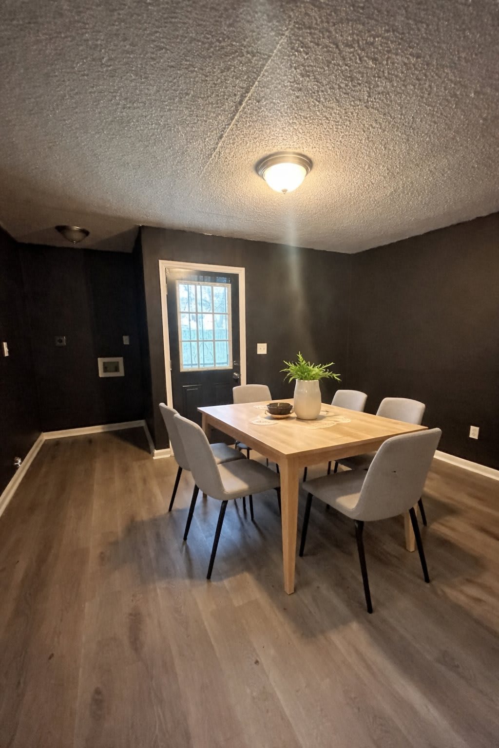 1578 North Trezevant Street – photo 4