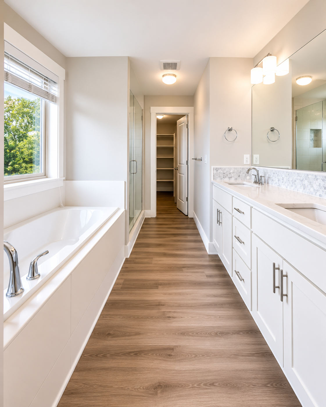 14301 Northeast 106th Street – photo 4