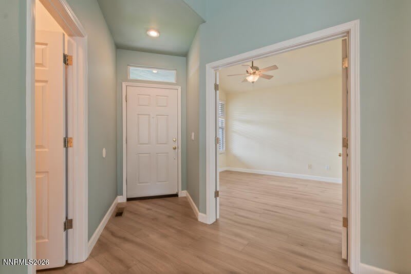 785 Caughlin Crossing – photo 4