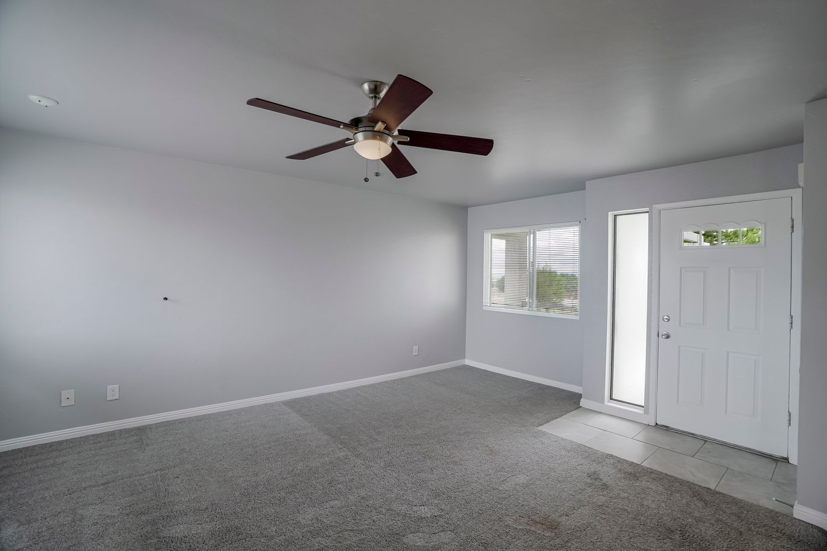 College Students Welcome! Rent this 3 Bedroom, 2.5 Bathroom Condo for Rent! – photo 5