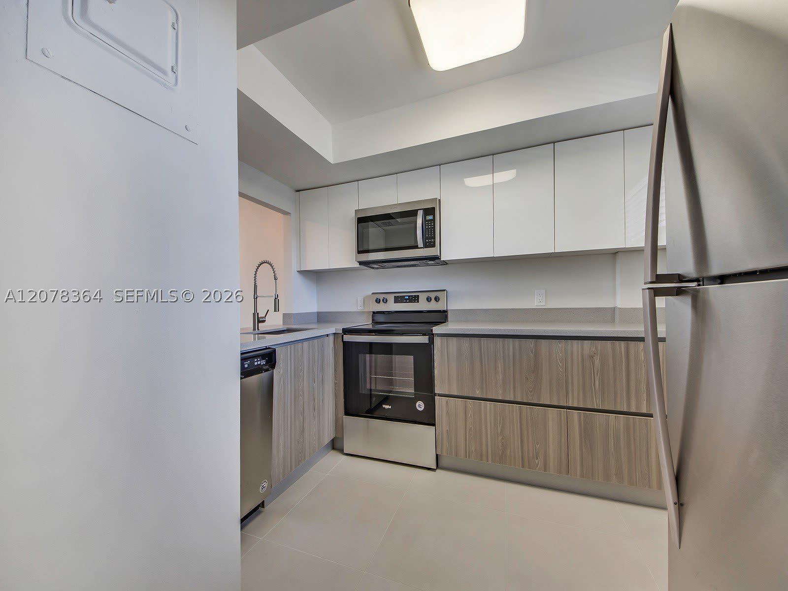 108 Royal Park Dr – photo 2
