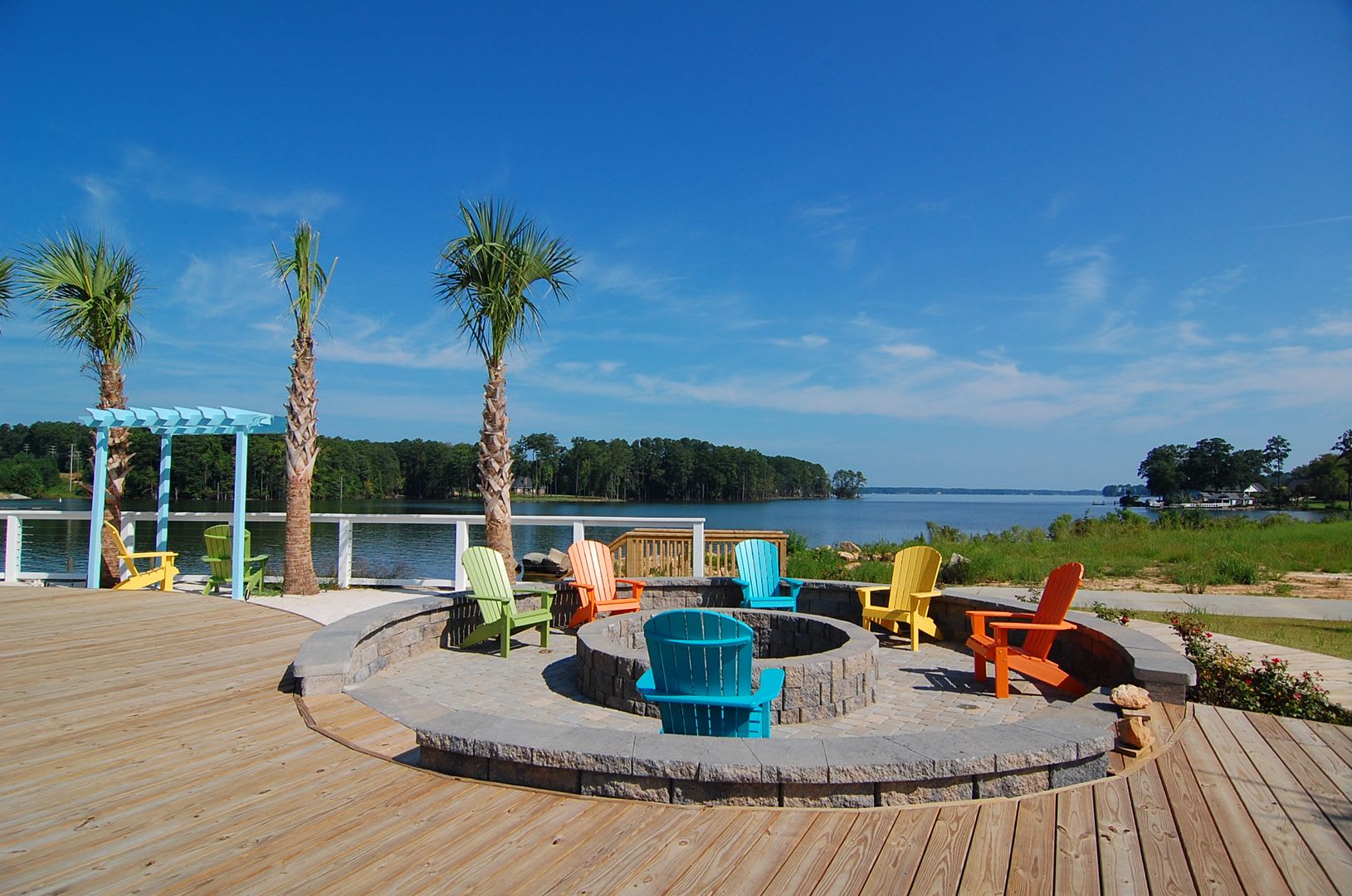 Partially Furnished Lakefront Retreat in Sunset Bay – Stunning Views & Resort-Style Amenities – photo 5