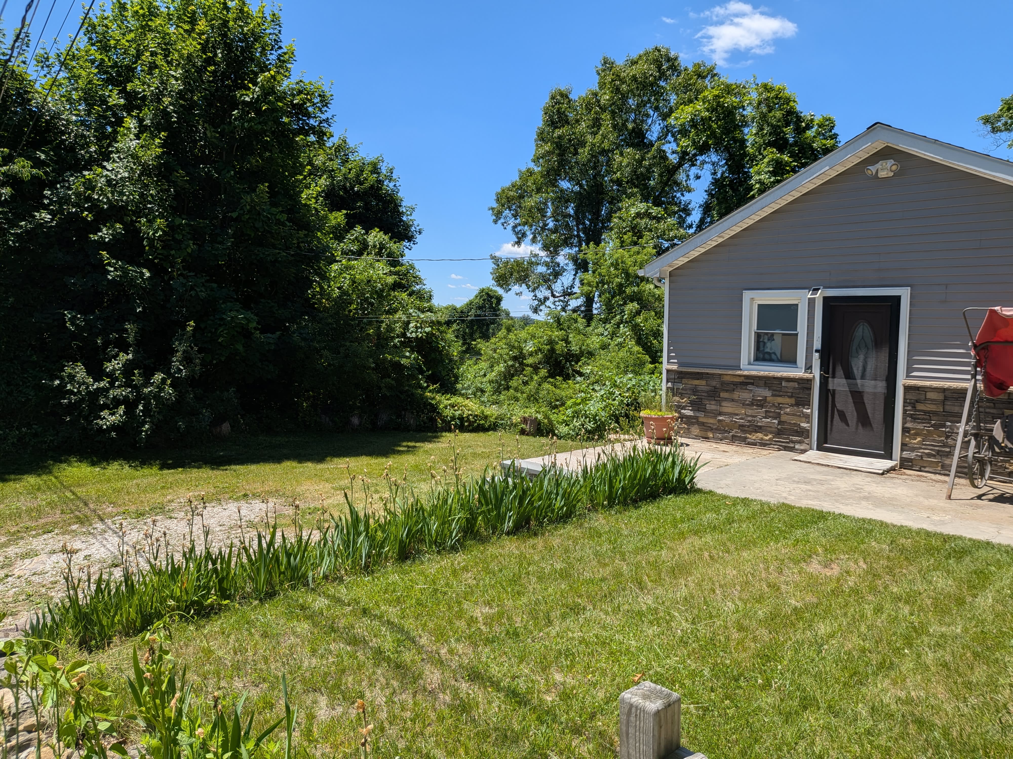 4 Newport Road – photo 1