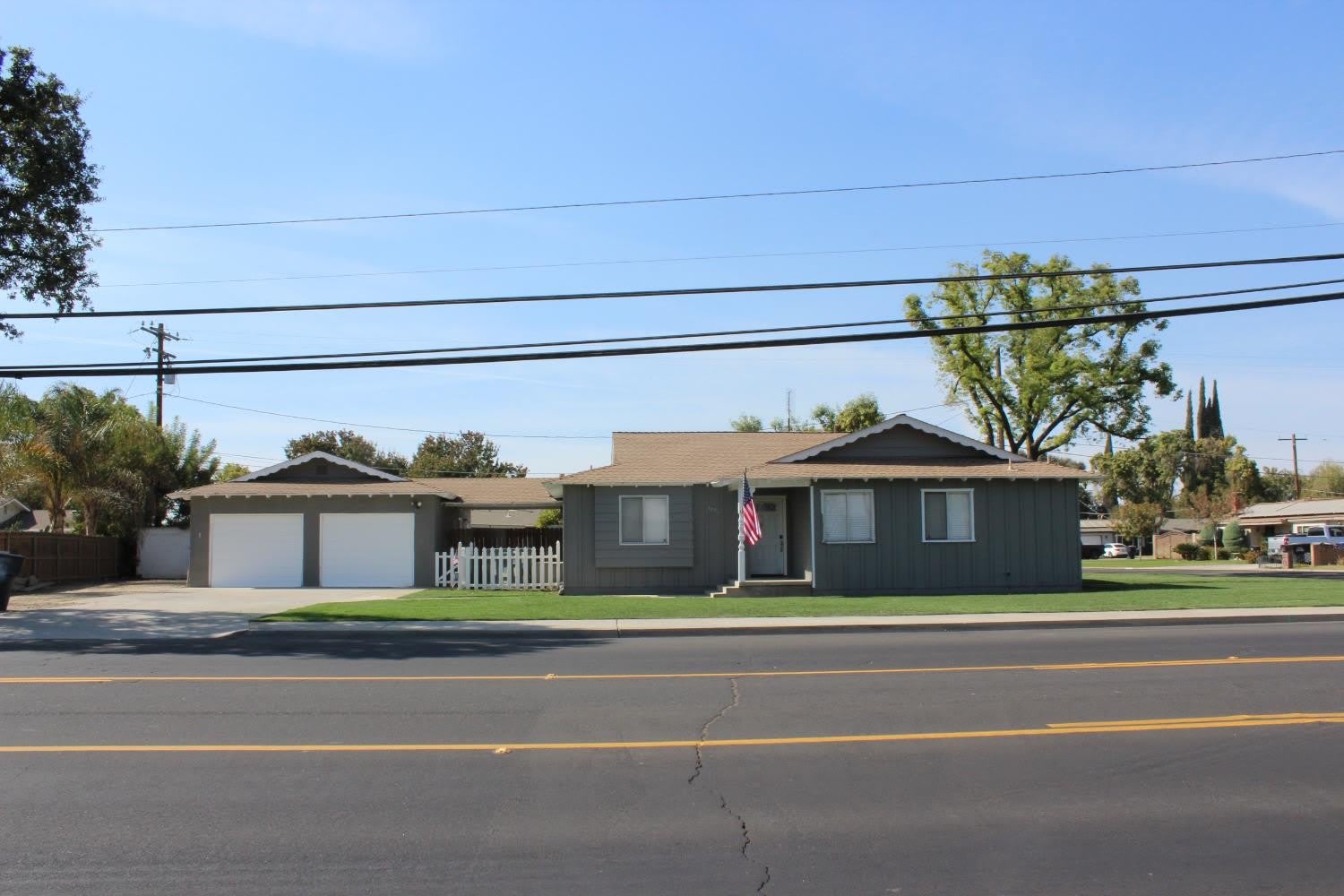 1996 N 11th Avenue – photo 1