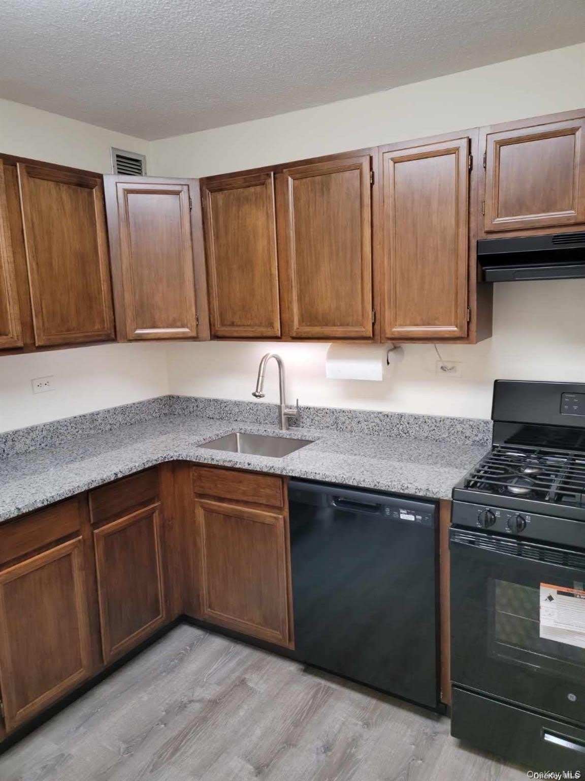2 Bay Club Drive – photo 2