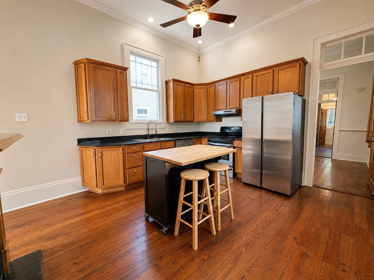727 Dufossat Street – photo 5