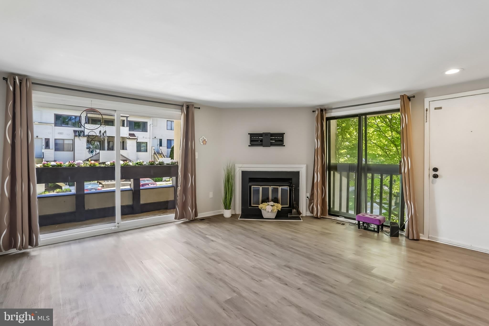 9705 HELLINGLY Place – photo 5