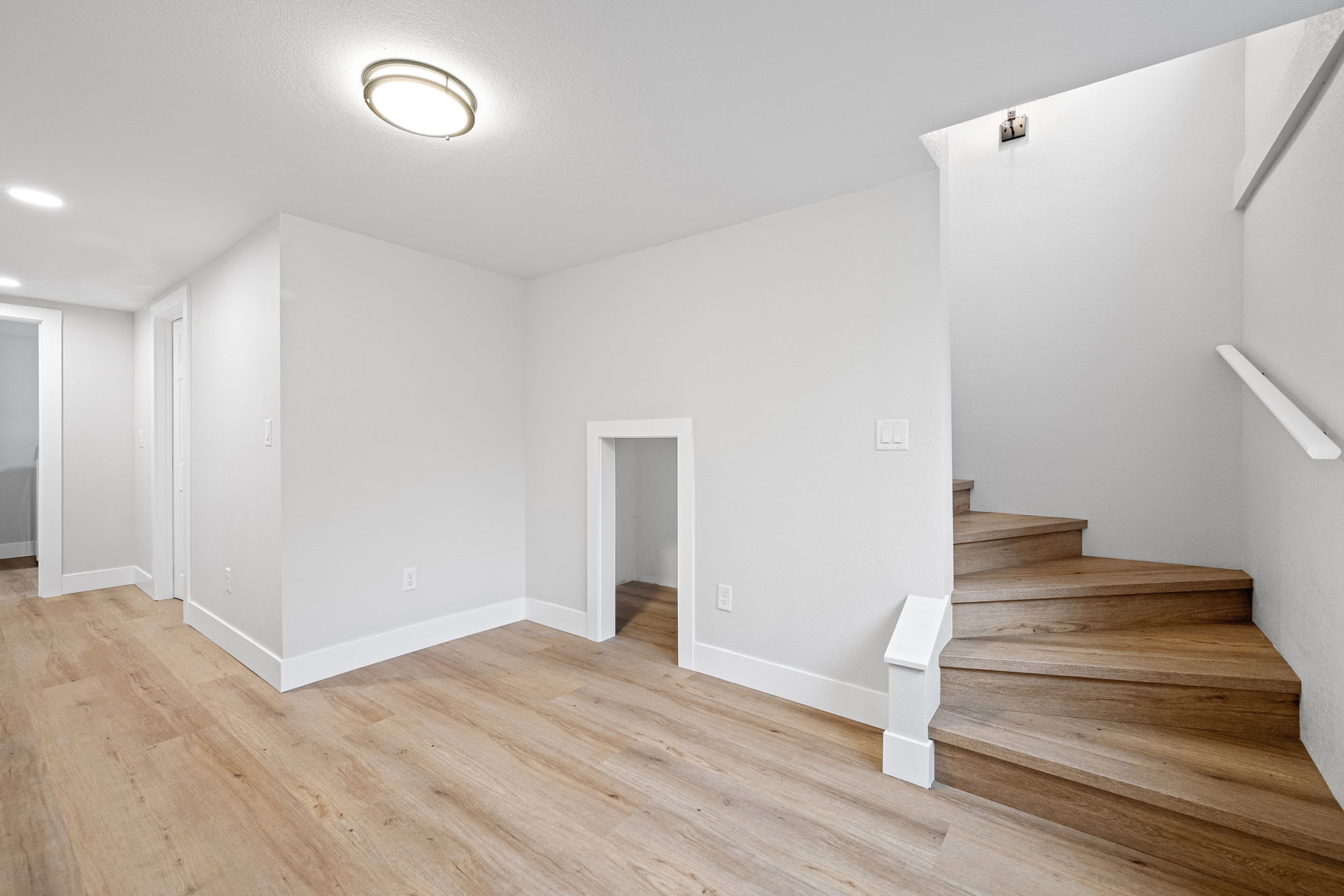 920 West 20th Avenue – photo 2