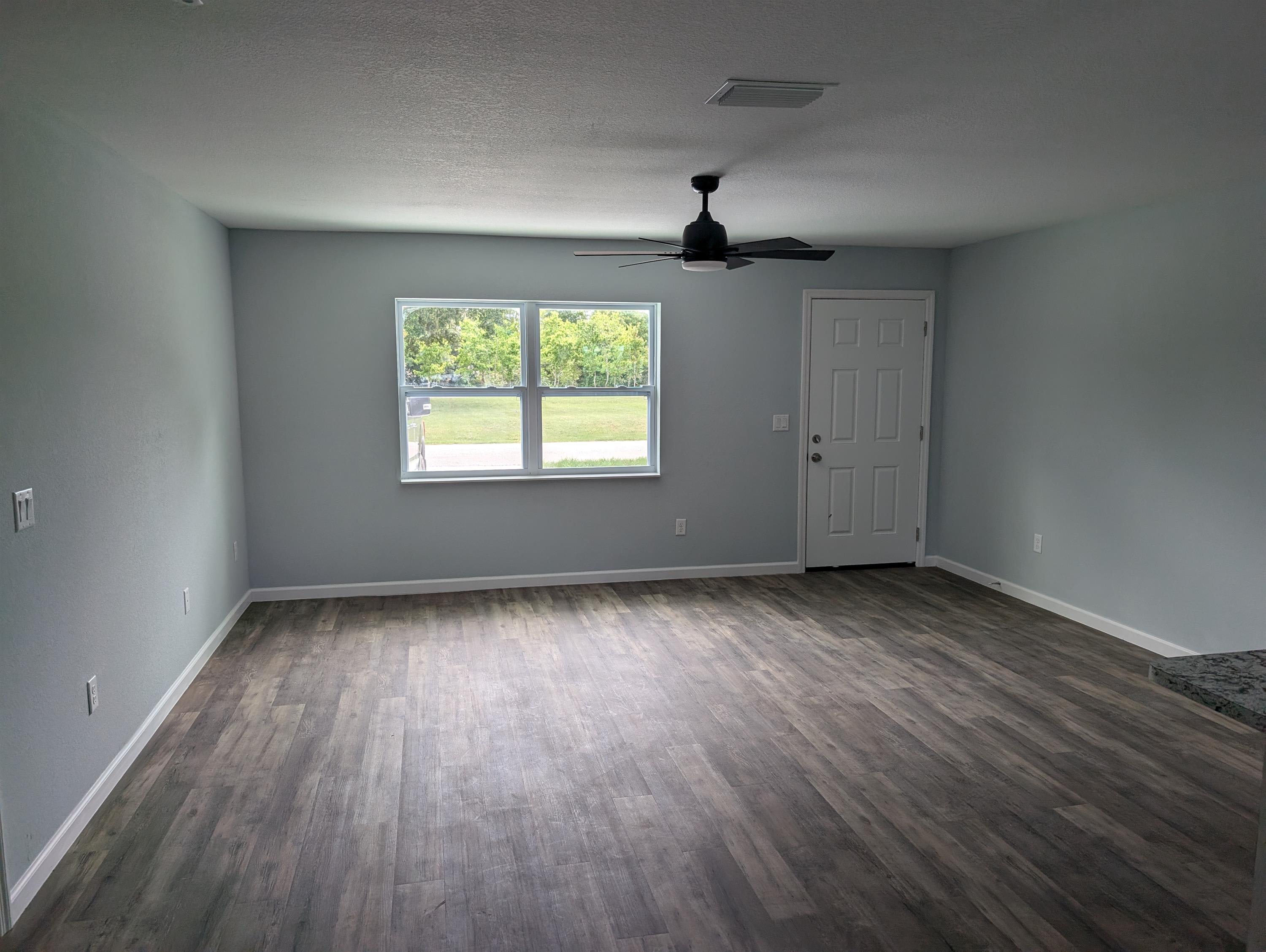 5310 Riverway Drive – photo 2