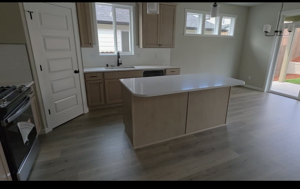 738 Northwest 28th Street – photo 2