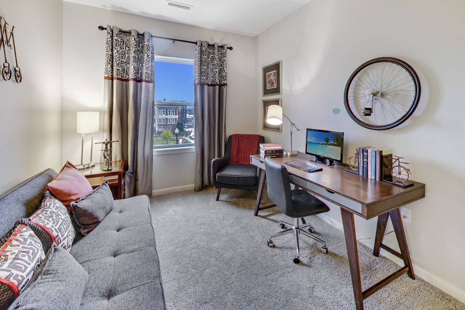 Wheaton 121 – photo 4