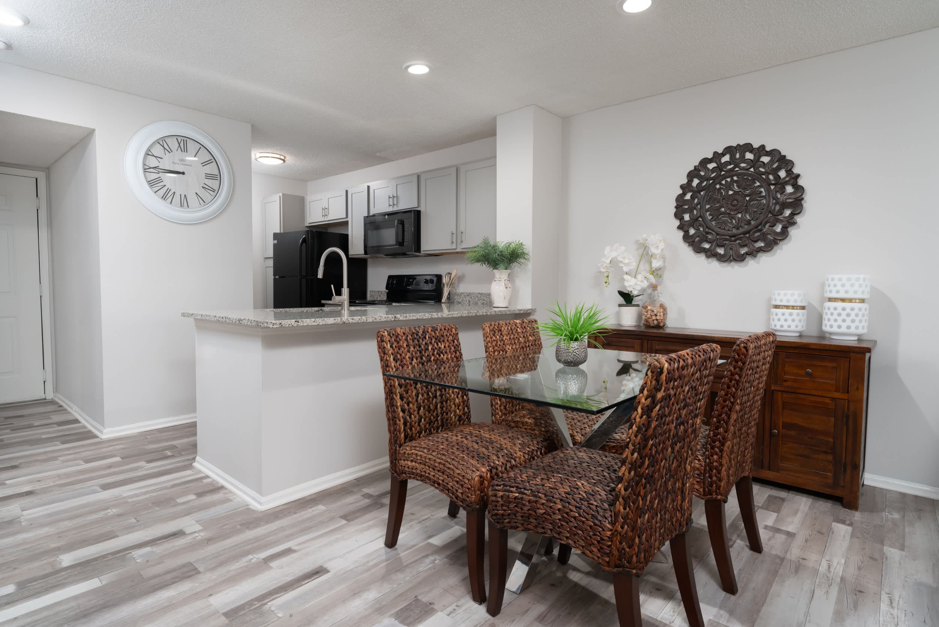 Britton Woods Apartments – photo 4