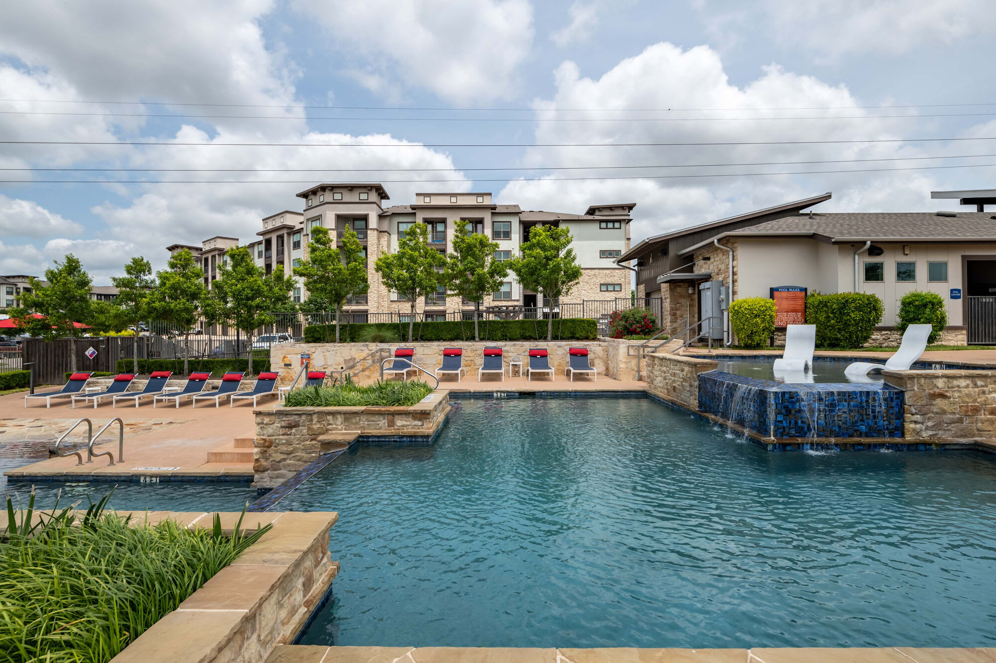 Villas on the Hill – photo 1