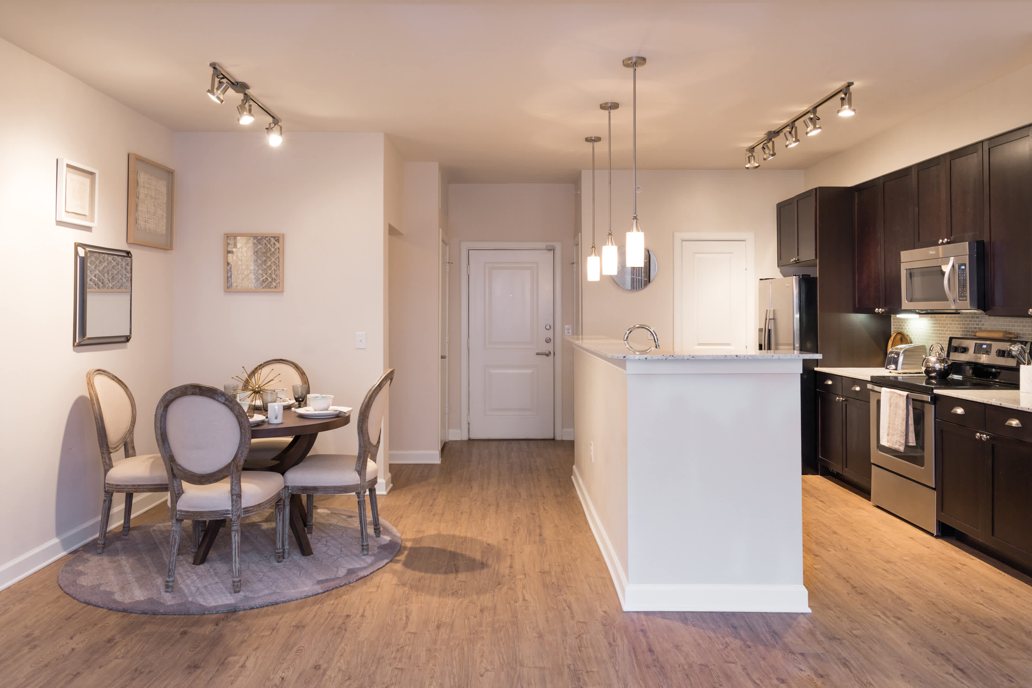 Village Upper East Side – photo 3