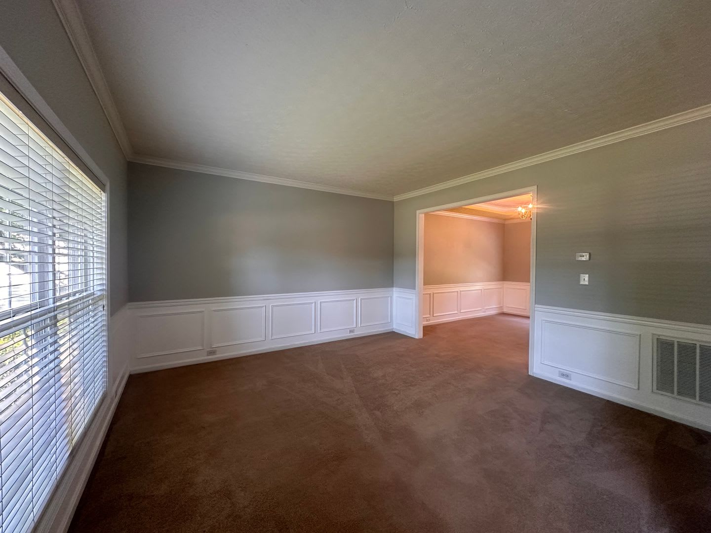 Spacious 4-Bedroom Home in Prospect – Lawn Care Included! – photo 4