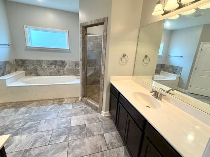 8618 Ainsley Cove – photo 5
