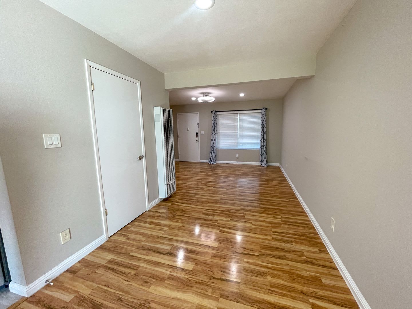 Updated 2 bed 1.5 bath townhome in central Fremont close to Fremont Bart – photo 4