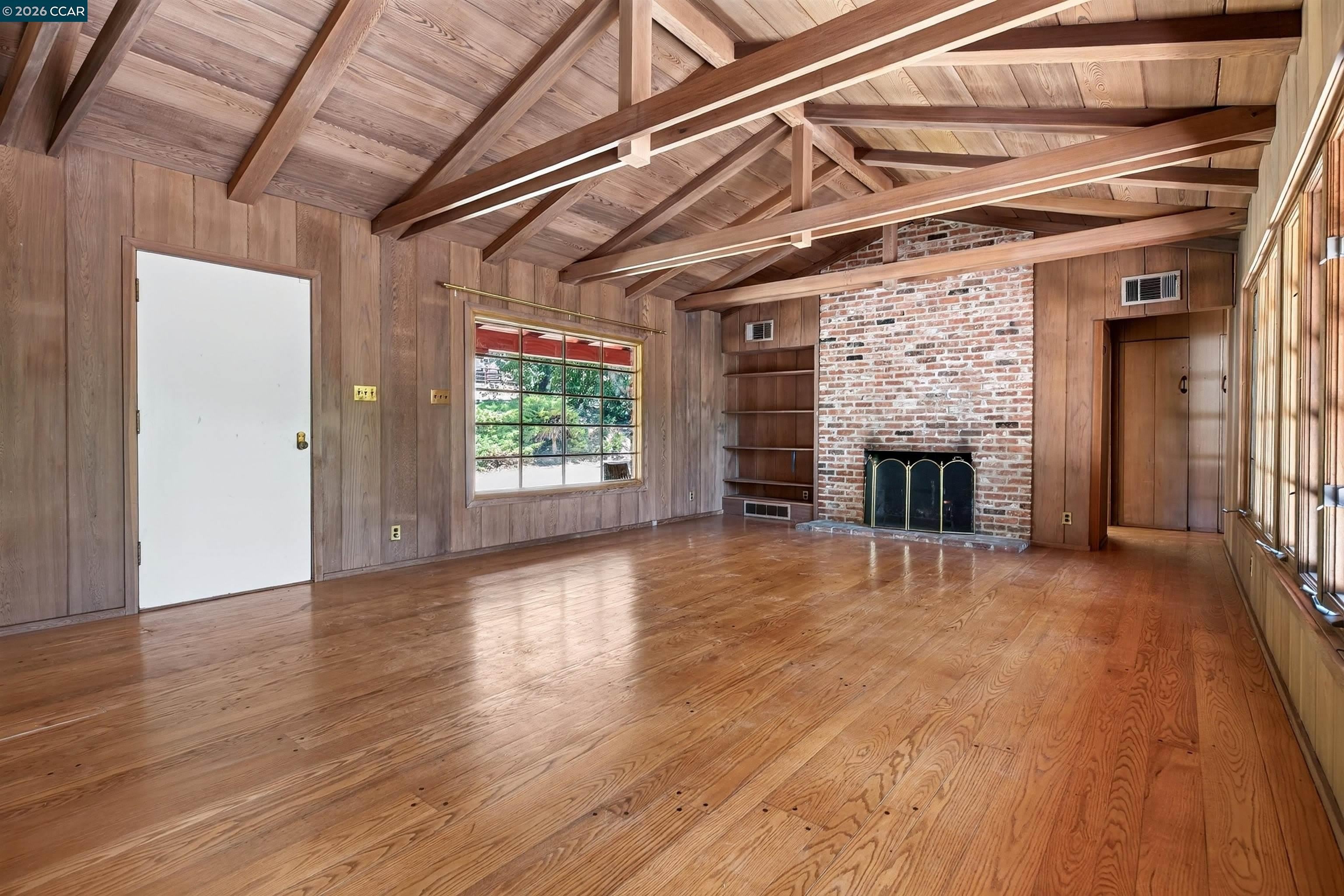 755 Glenside Dr – photo 5