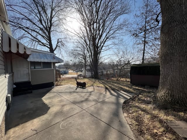 1206 Hoyt Drive – photo 2