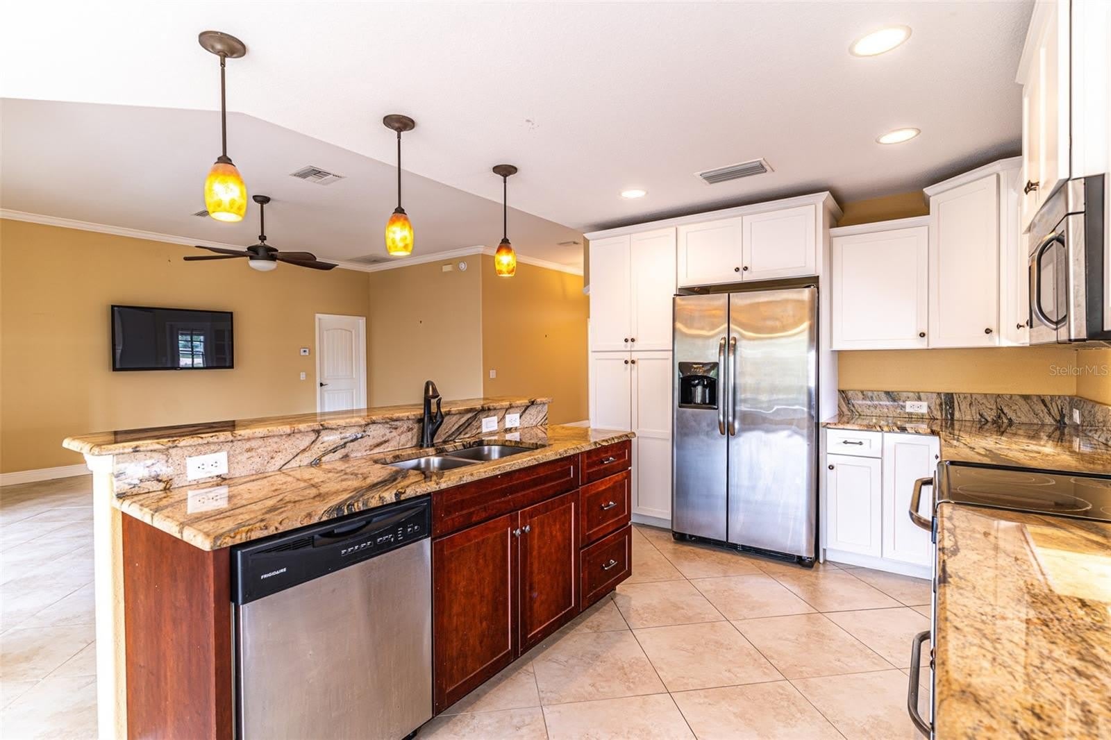 3715 SEBRING Parkway – photo 3