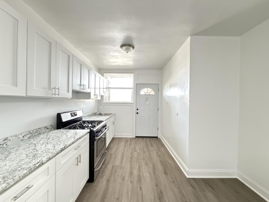 1650 Morse – photo 4