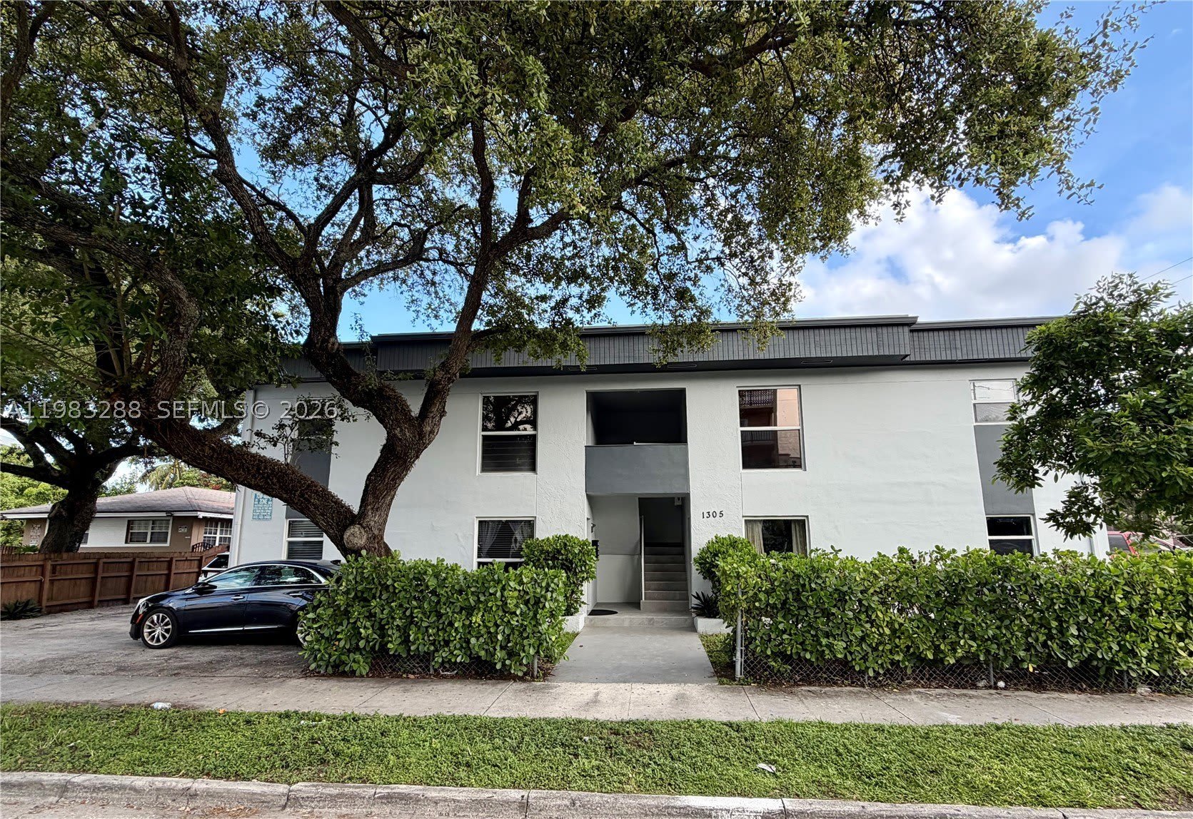 1305 Nw 4Th St – photo 1