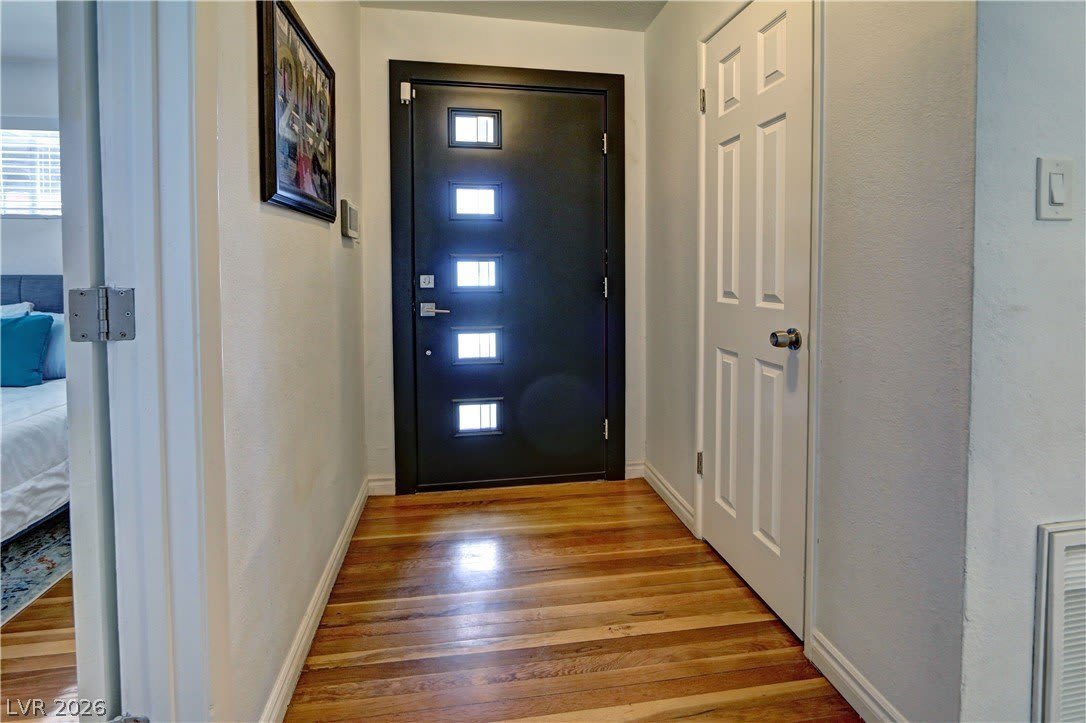 2108 S 6th Street – photo 4
