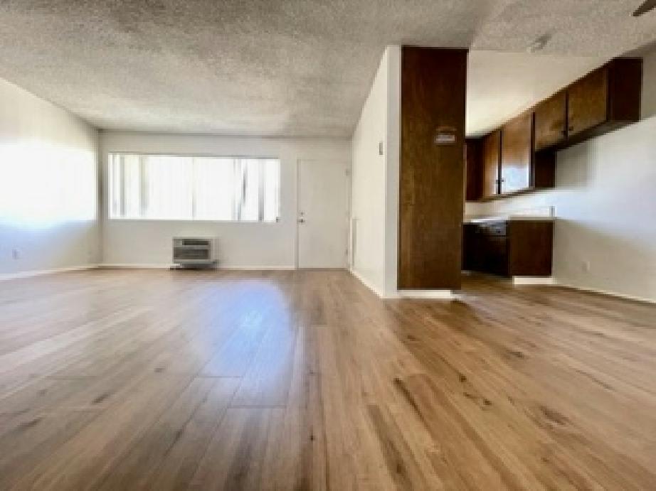 13242 Cullen Street – photo 4