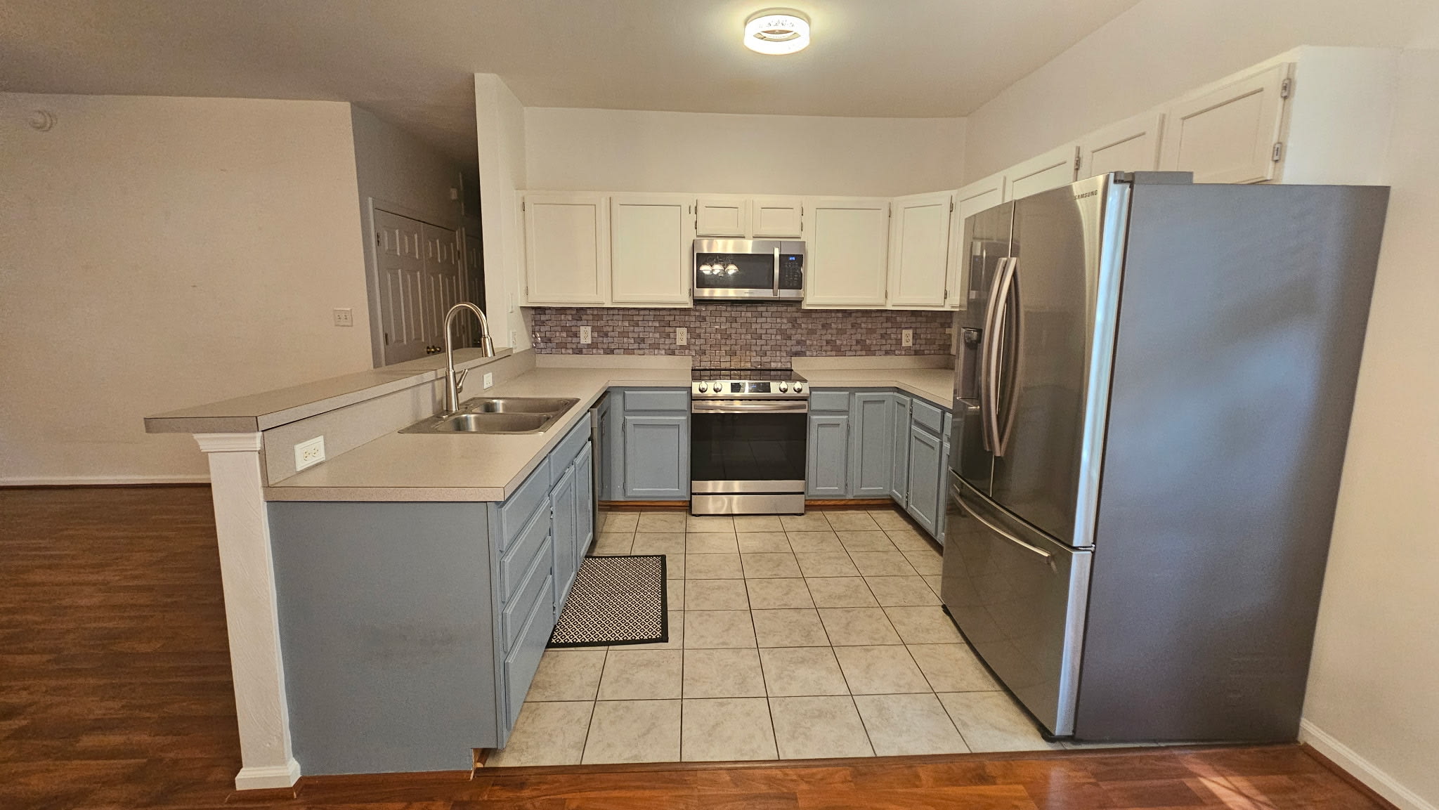332 Summerville Court – photo 2