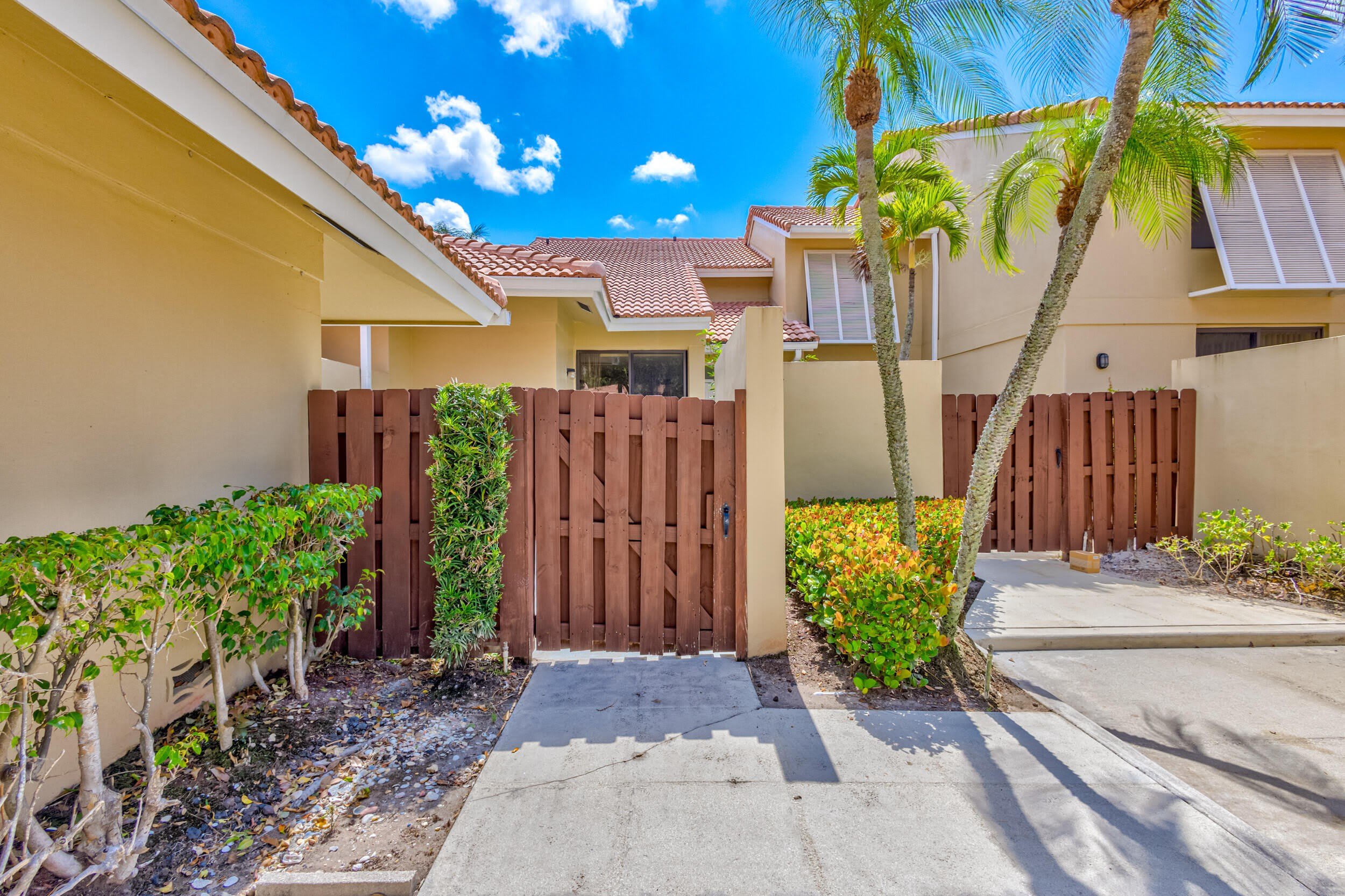 227 Old Meadow Way – photo 4