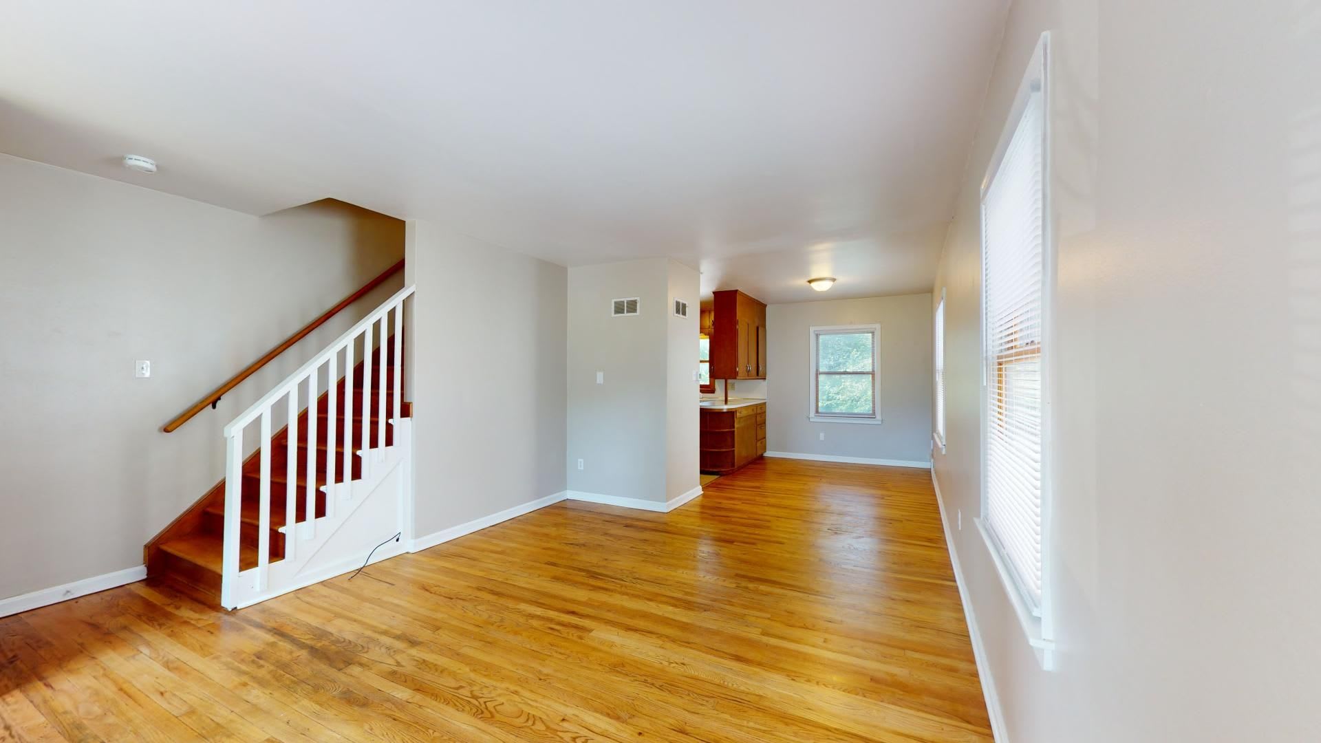 Walk To Isu 2Bd Plus Bonus Room – photo 5