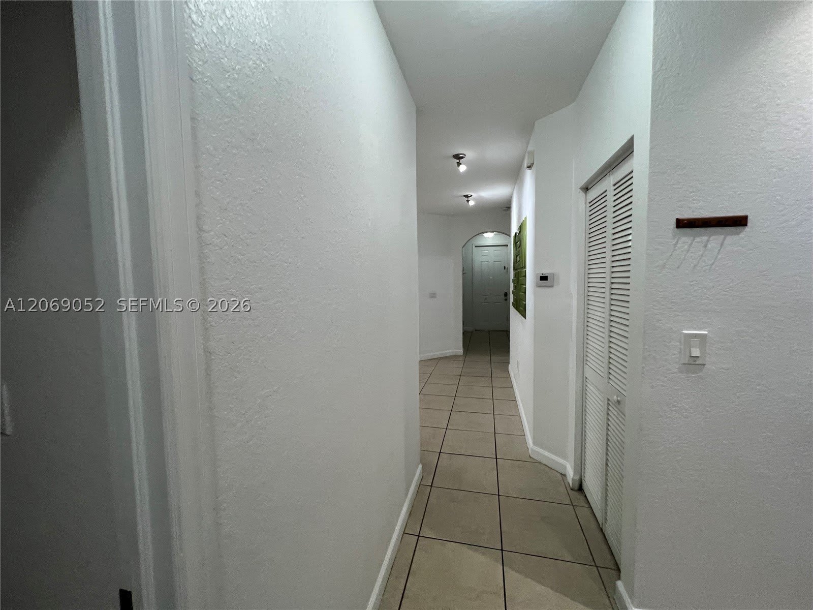 2410 NE 4th St – photo 5