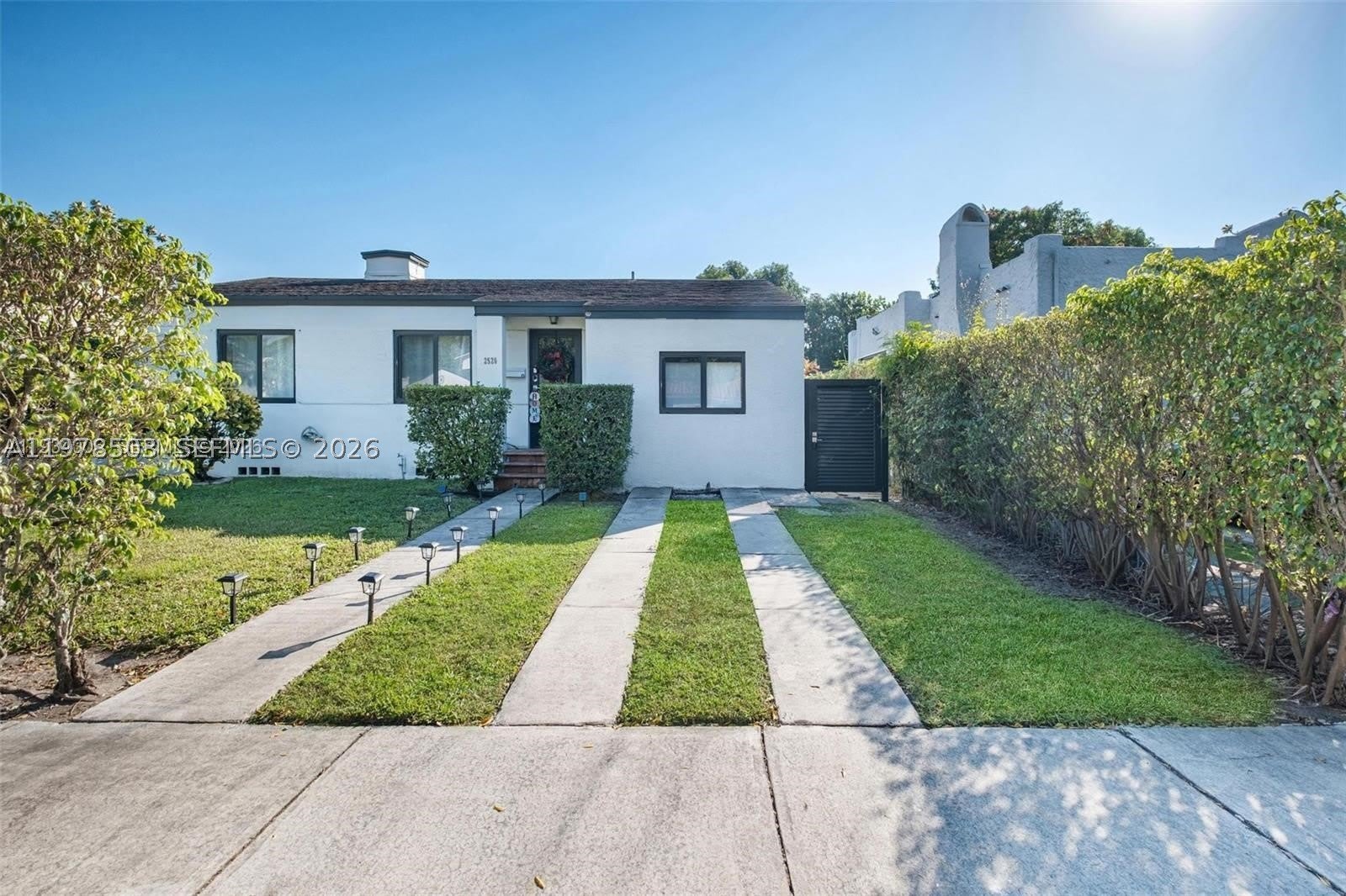 2520 SW 20th St – photo 4