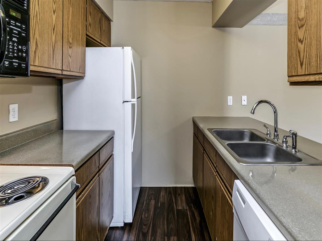 Fox Ridge Apartments – photo 3