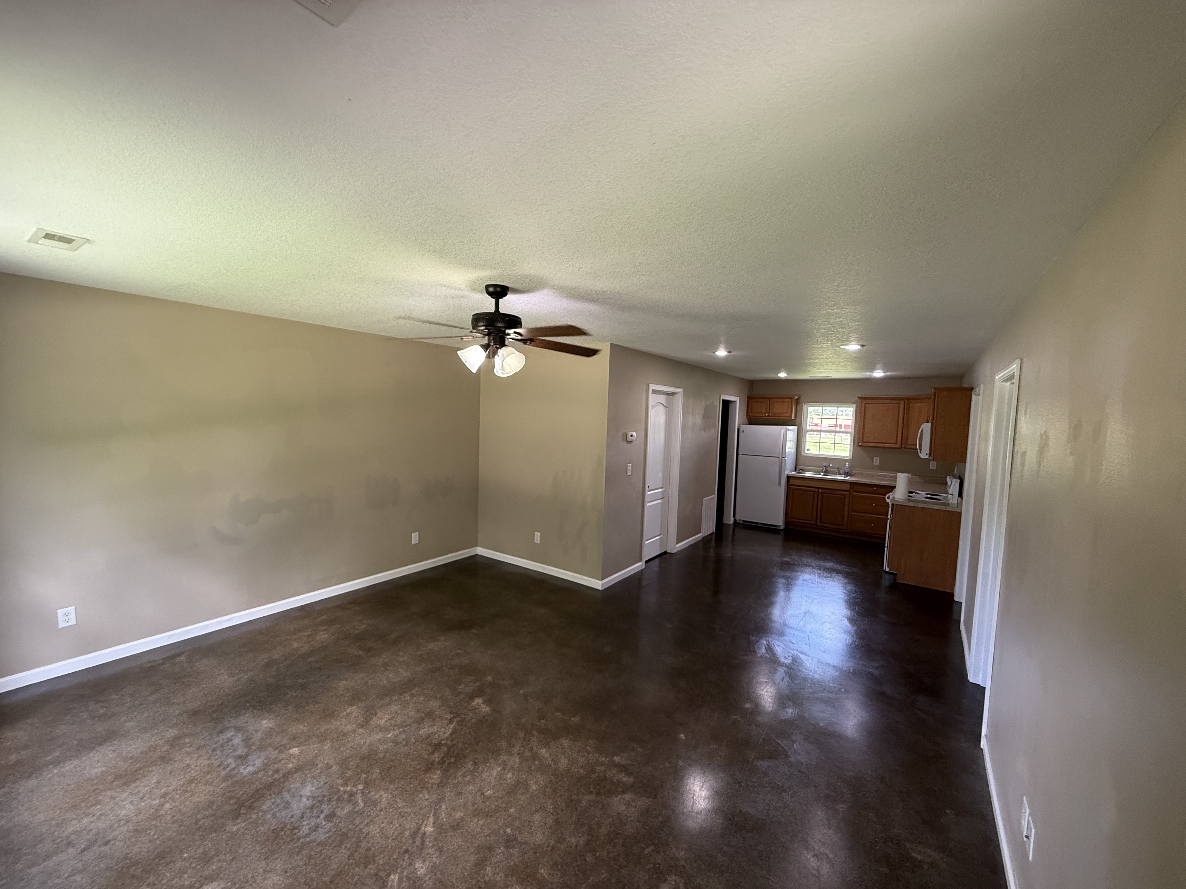 103 Redwood Street – photo 1