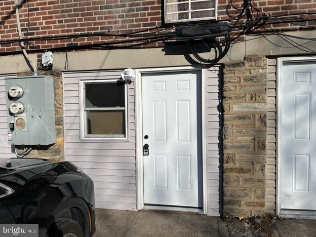 6632 N BROAD Street – photo 1