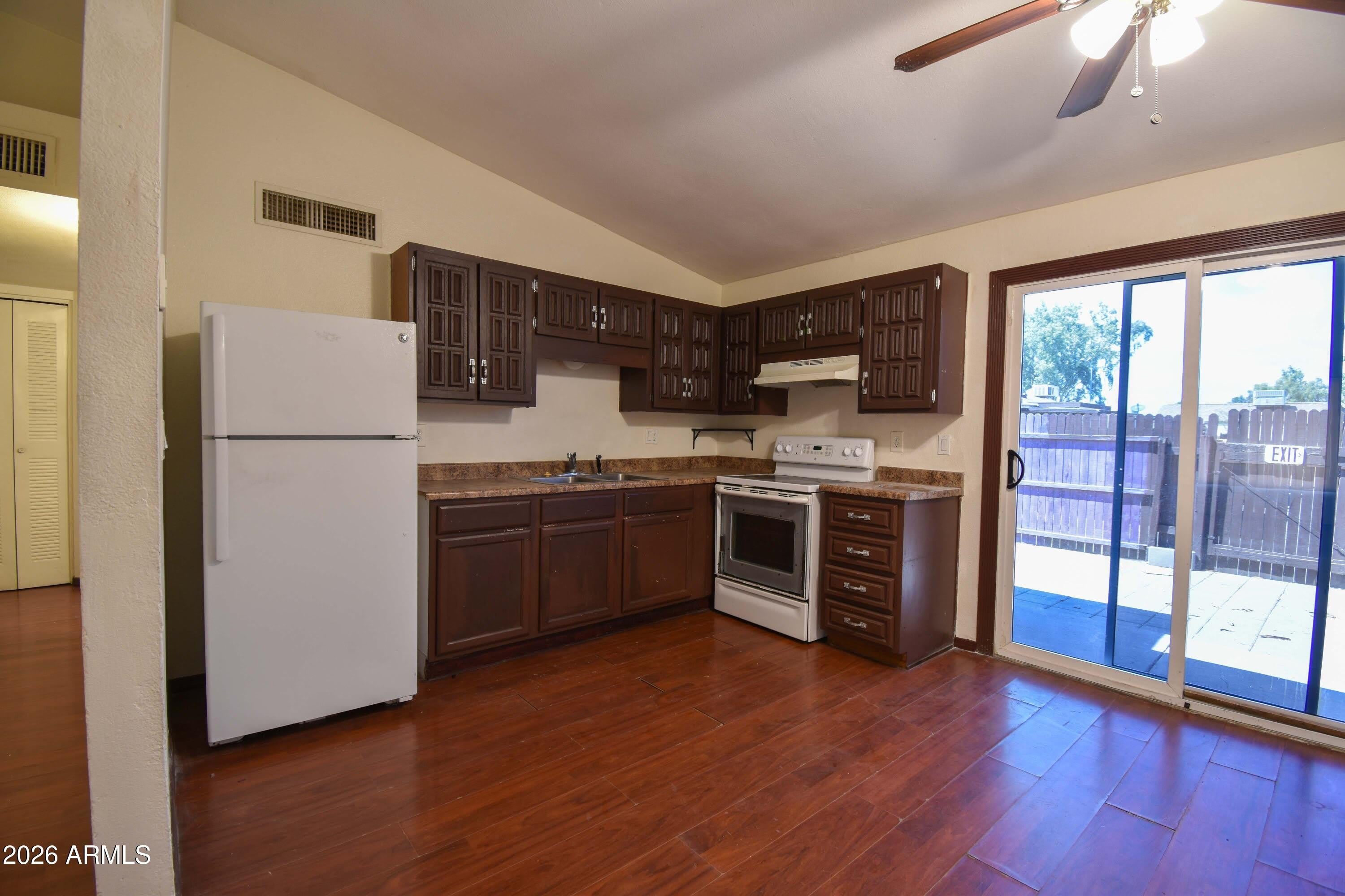 3120 N 67th Lane – photo 4