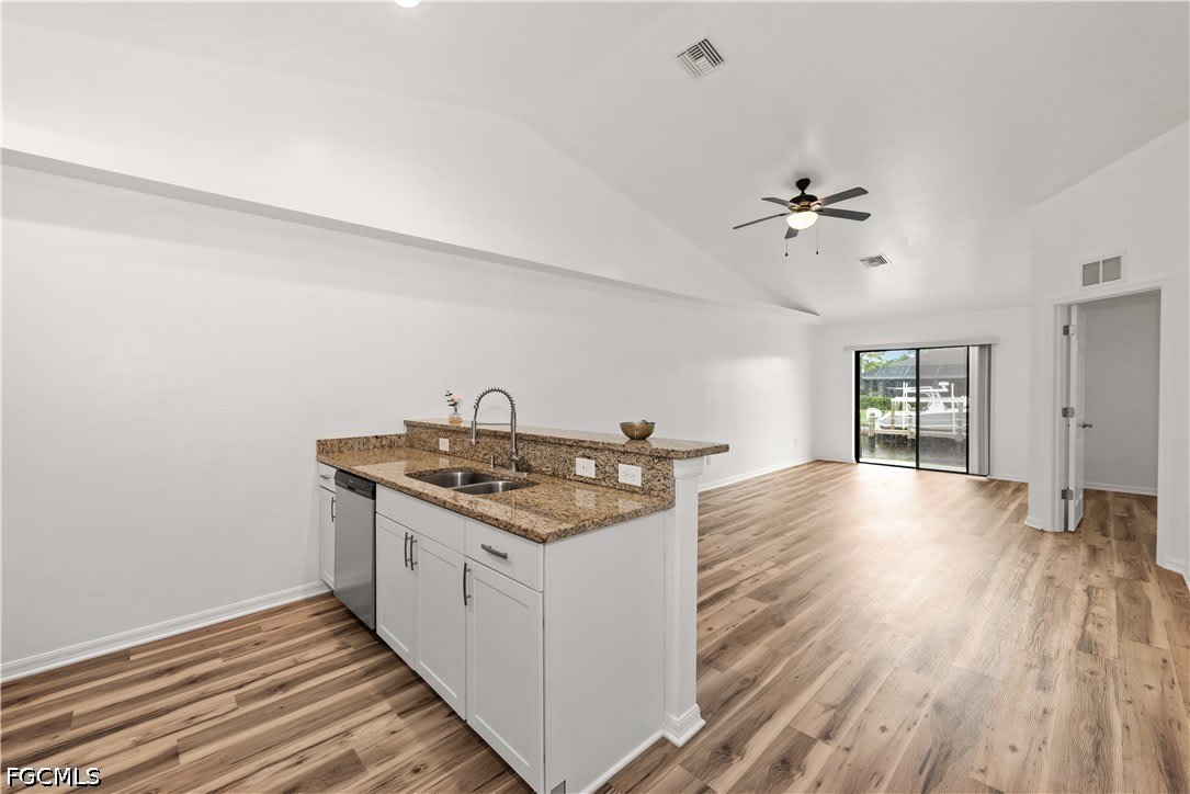 3520 SW 17th Avenue – photo 4