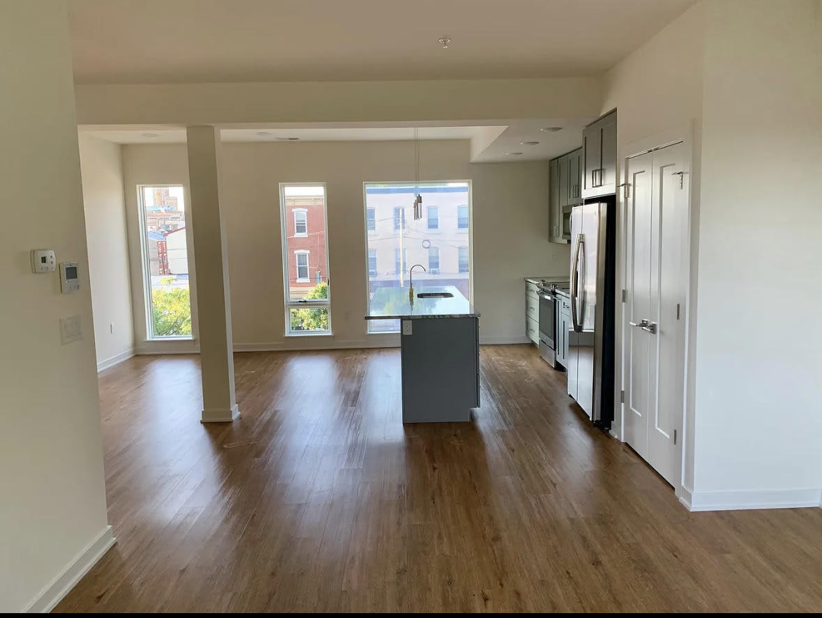 331 East Girard Avenue – photo 2