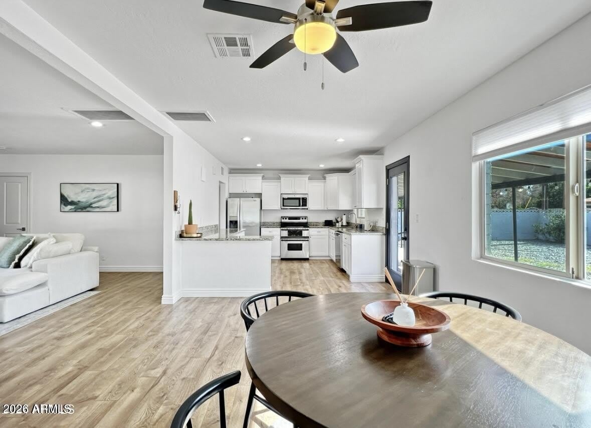 1415 W 7TH Street – photo 3