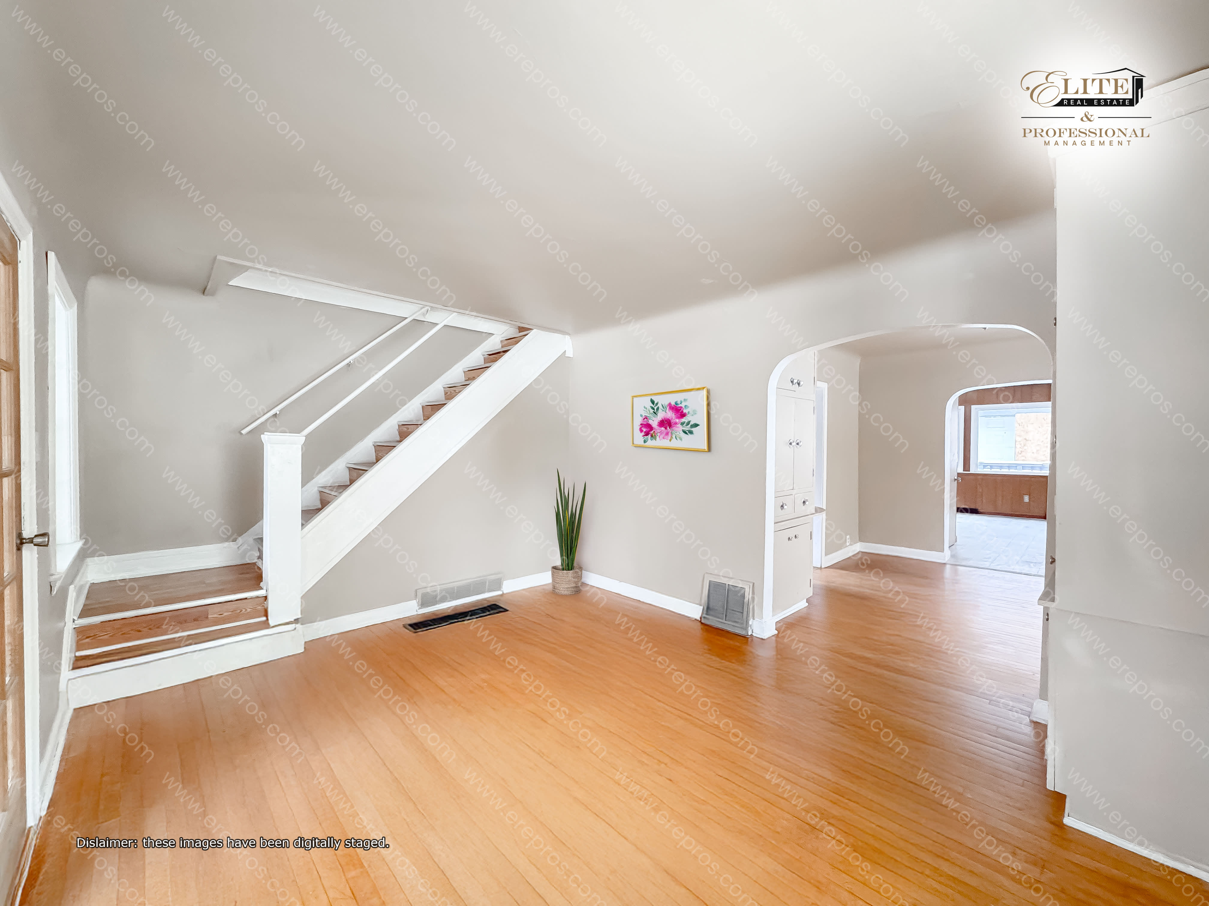 955 Perry St – photo 5