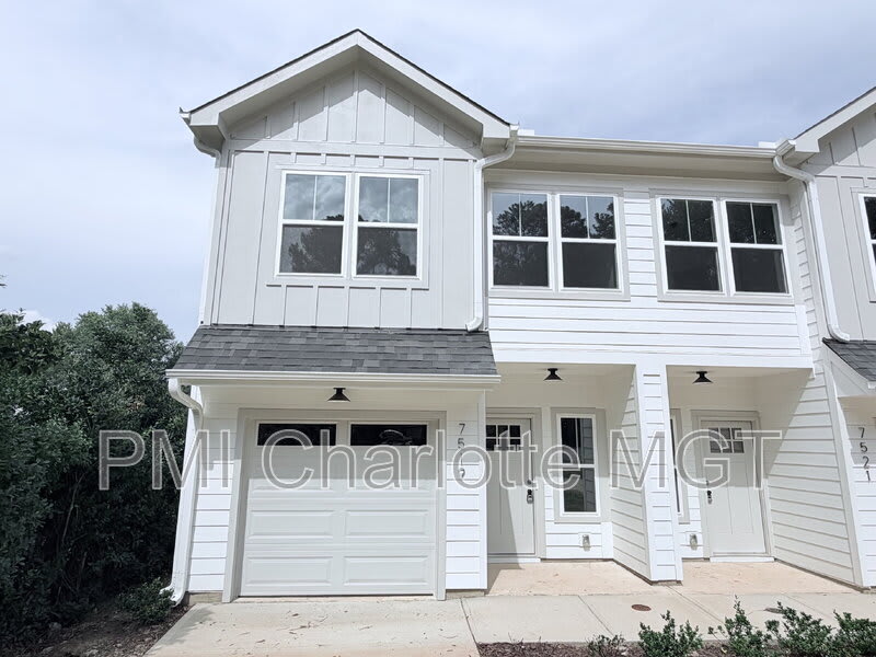 7519 Lawyers Rd – photo 1
