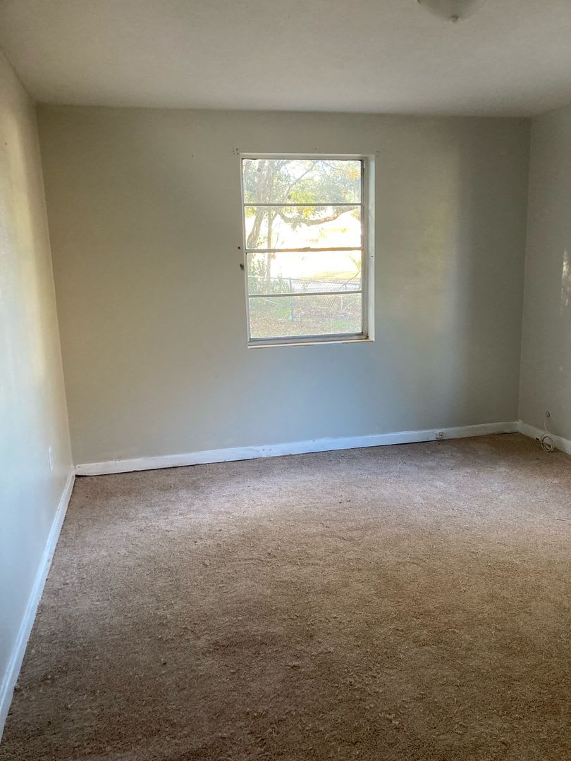 3 Bed 1 Bath – photo 4