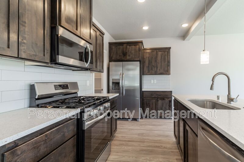 8711 NE 43rd PL – photo 4